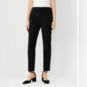 Anne Taylor Black Ankle Slacks NWT size 6P